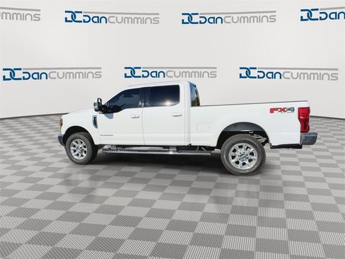 Used 2019 Ford F250 Lariat w/ Lariat Ultimate Package image 5