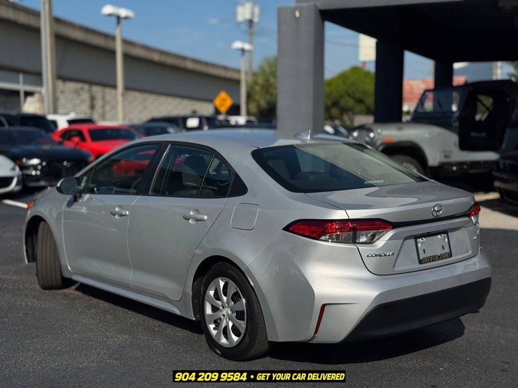 Used 2023 Toyota Corolla LE FWD image 5