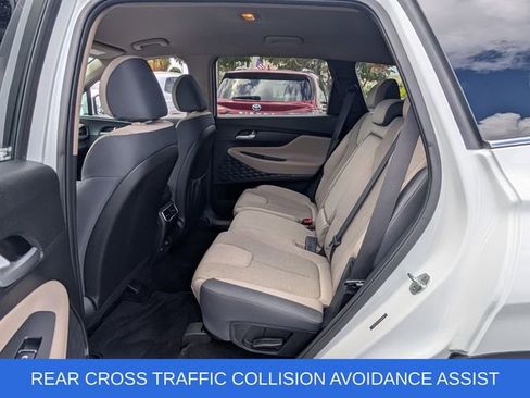 Used 2022 Hyundai Santa Fe SE image 4