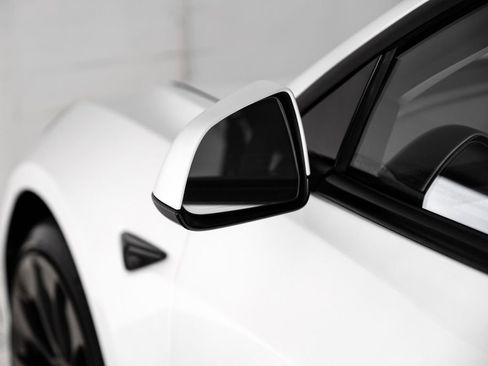 Used 2021 Tesla Model 3 Performance image 36