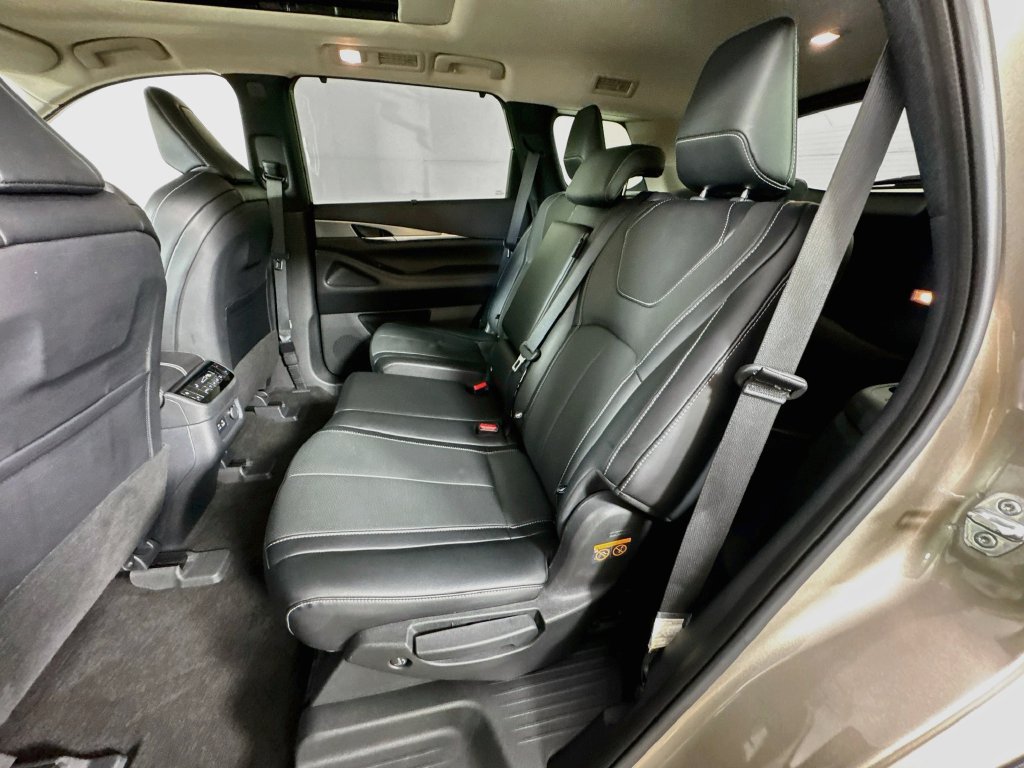 Certified 2023 INFINITI QX60 Luxe w/ Cargo Package AWD/4WD image 33