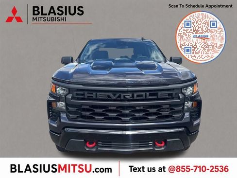 Used 2024 Chevrolet Silverado 1500 Custom Trail Boss w/ LPO, Dark Essentials Package AWD/4WD image 12