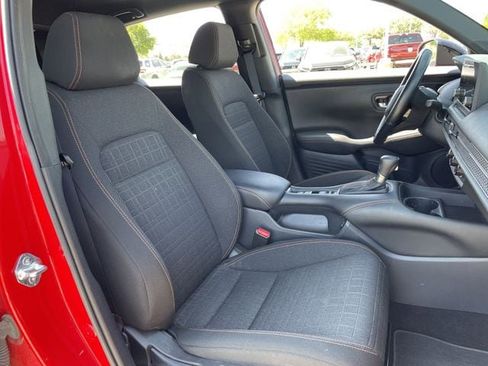 Certified 2025 Honda HR-V Sport image 26