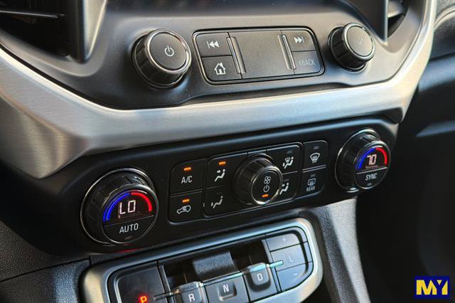 Used 2021 GMC Acadia SLE w/ Driver Convenience Package FWD image 25