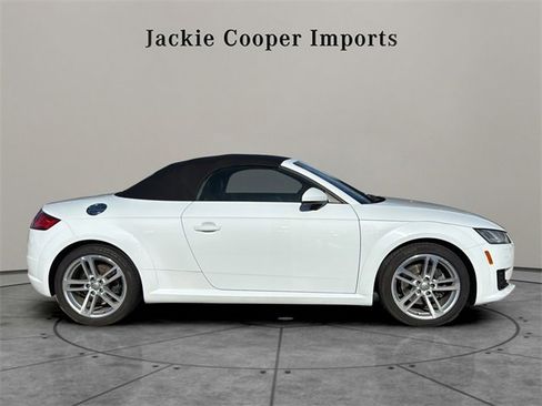 Used 2017 Audi TT 2.0T w/ Technology Package image 6