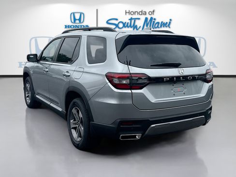New 2026 Honda Pilot EX-L image 5