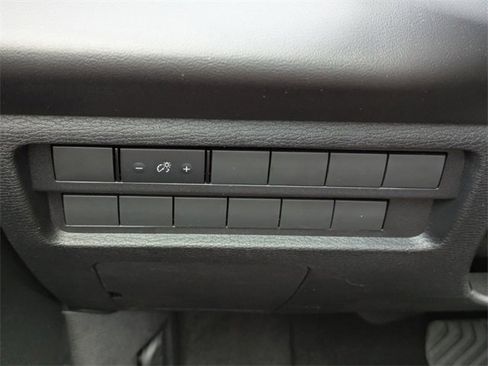 New 2025 Mitsubishi Outlander ES image 24