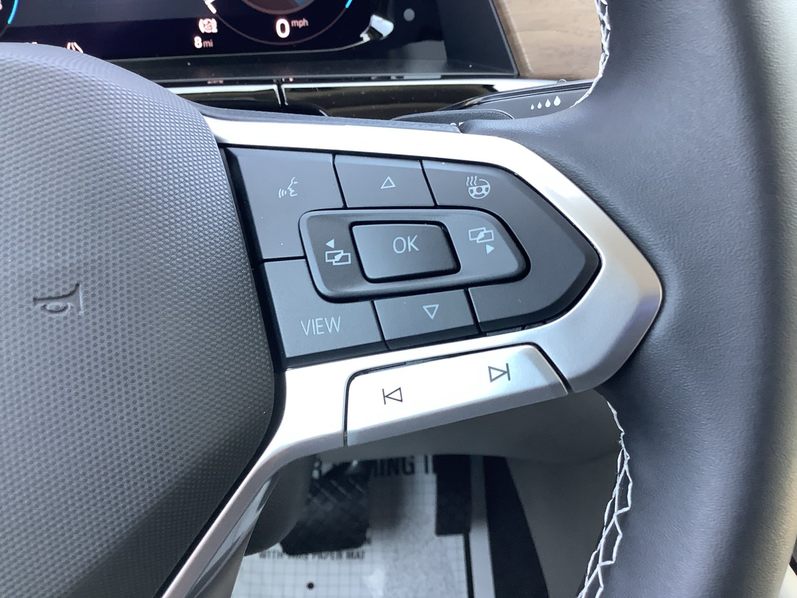 New 2026 Volkswagen Atlas SE FWD image 25