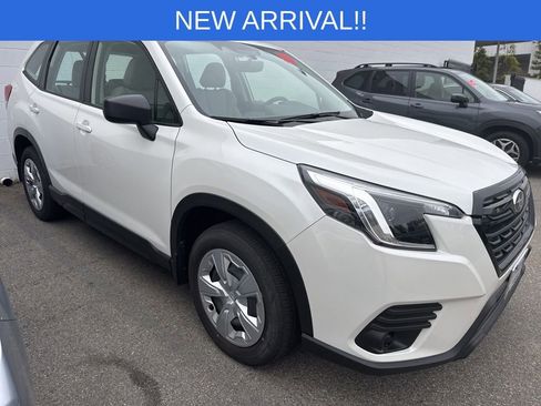 Used 2024 Subaru Forester AWD/4WD image 2