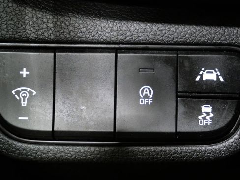 Used 2023 Kia Seltos S image 15