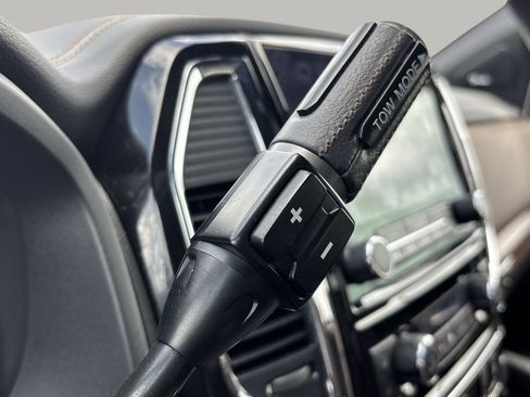 Used 2023 Nissan Titan Platinum Reserve w/ Off Road Protection Package AWD/4WD image 25