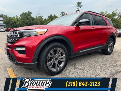 Used 2024 Ford Explorer XLT w/ Equipment Group 202A AWD/4WD image 1