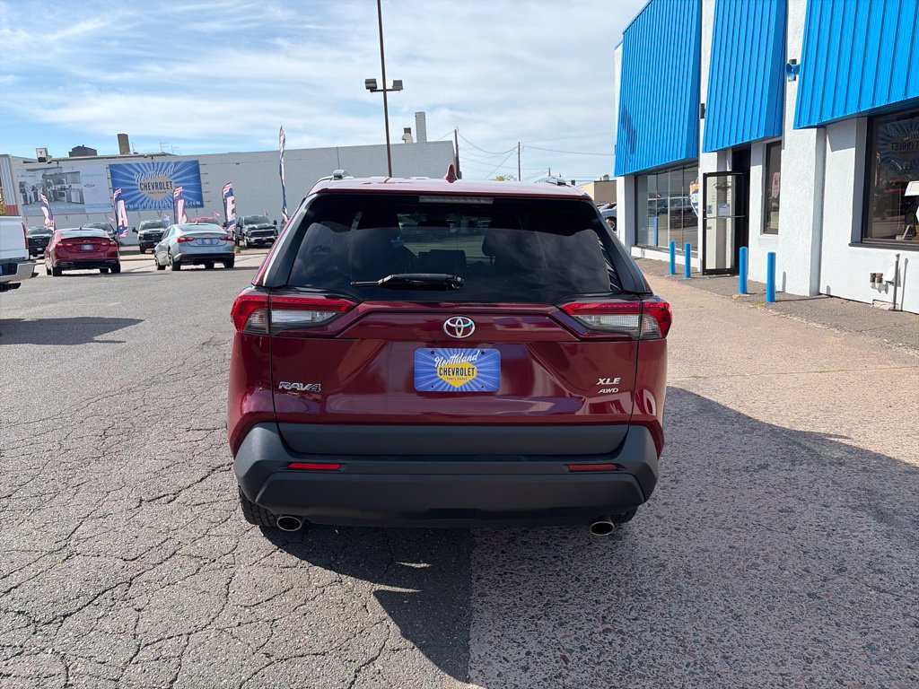 Used 2022 Toyota RAV4 XLE w/ Convenience Package AWD/4WD image 6