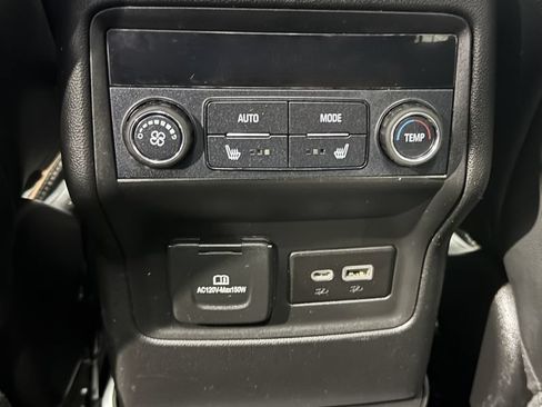 Used 2021 GMC Acadia AT4 w/ GMC Pro Grade Package AWD/4WD image 40