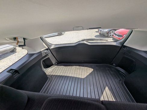 Used 2011 Subaru Outback 2.5i Premium w/ All-Weather Pkg image 34