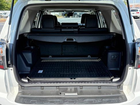 Used 2024 Toyota 4Runner SR5 Premium image 4