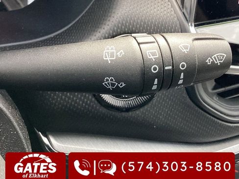 Used 2025 Jeep Compass Trailhawk AWD/4WD image 24