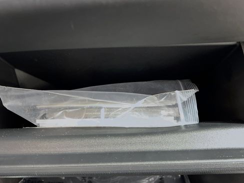 Used 2023 Toyota Highlander XLE image 35