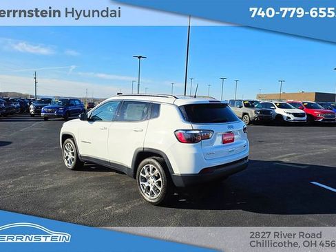 Used 2022 Jeep Compass Latitude image 5