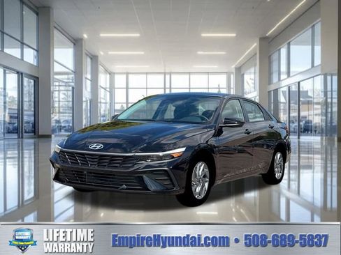New 2026 Hyundai Elantra Hybrid FWD image 1