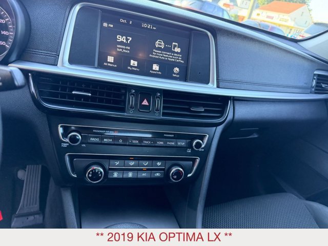 Used 2019 Kia Optima LX FWD image 18