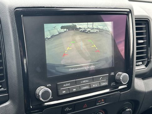 Used 2023 Nissan Frontier SV w/ Midnight Edition Package RWD image 30