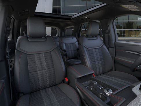 New 2026 Ford Explorer ST-Line w/ ST-Line Street Pack AWD/4WD image 10