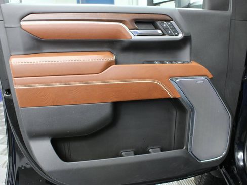 Used 2024 GMC Sierra 2500 Denali Ultimate w/ Max Trailering Package image 79