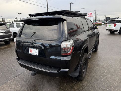 Certified 2017 Toyota 4Runner SR5 image 5