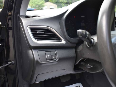 Used 2020 Hyundai Accent SE FWD image 58