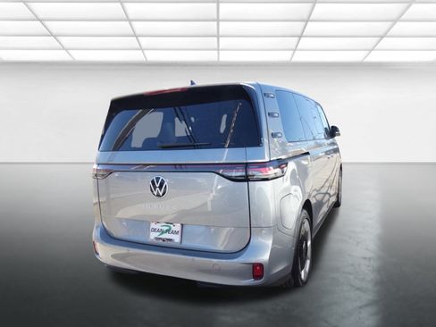 New 2025 Volkswagen ID. Buzz Pro S RWD image 4