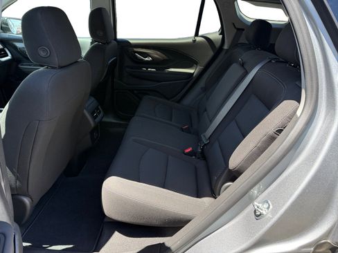 Used 2023 GMC Terrain SLE w/ Driver Convenience Package FWD image 16