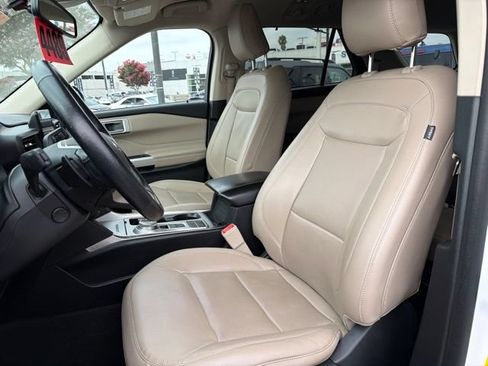 Used 2021 Ford Explorer Limited w/ Hybrid Equipment Group 310A RWD image 16