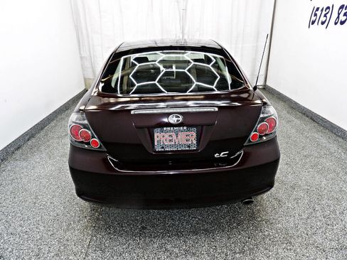 Used 2010 Scion tC image 5