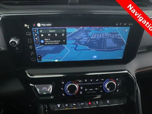 Used 2025 GMC Sierra 2500 AT4 w/ Technology Package image 5