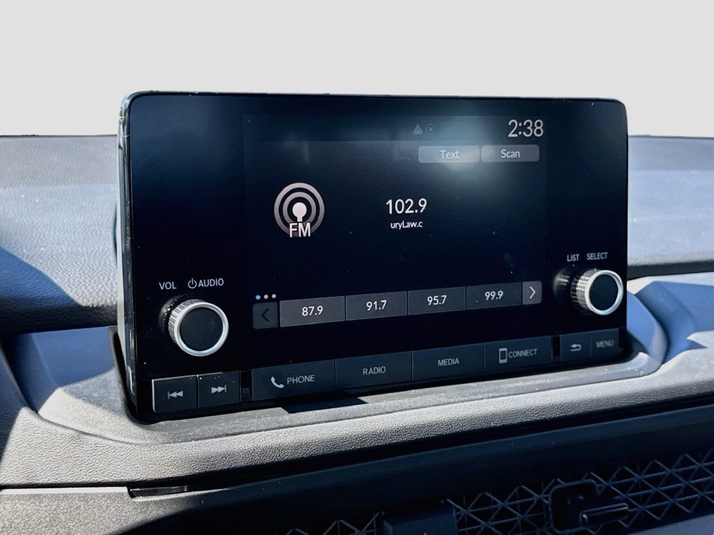Used 2025 Honda Accord LX image 17