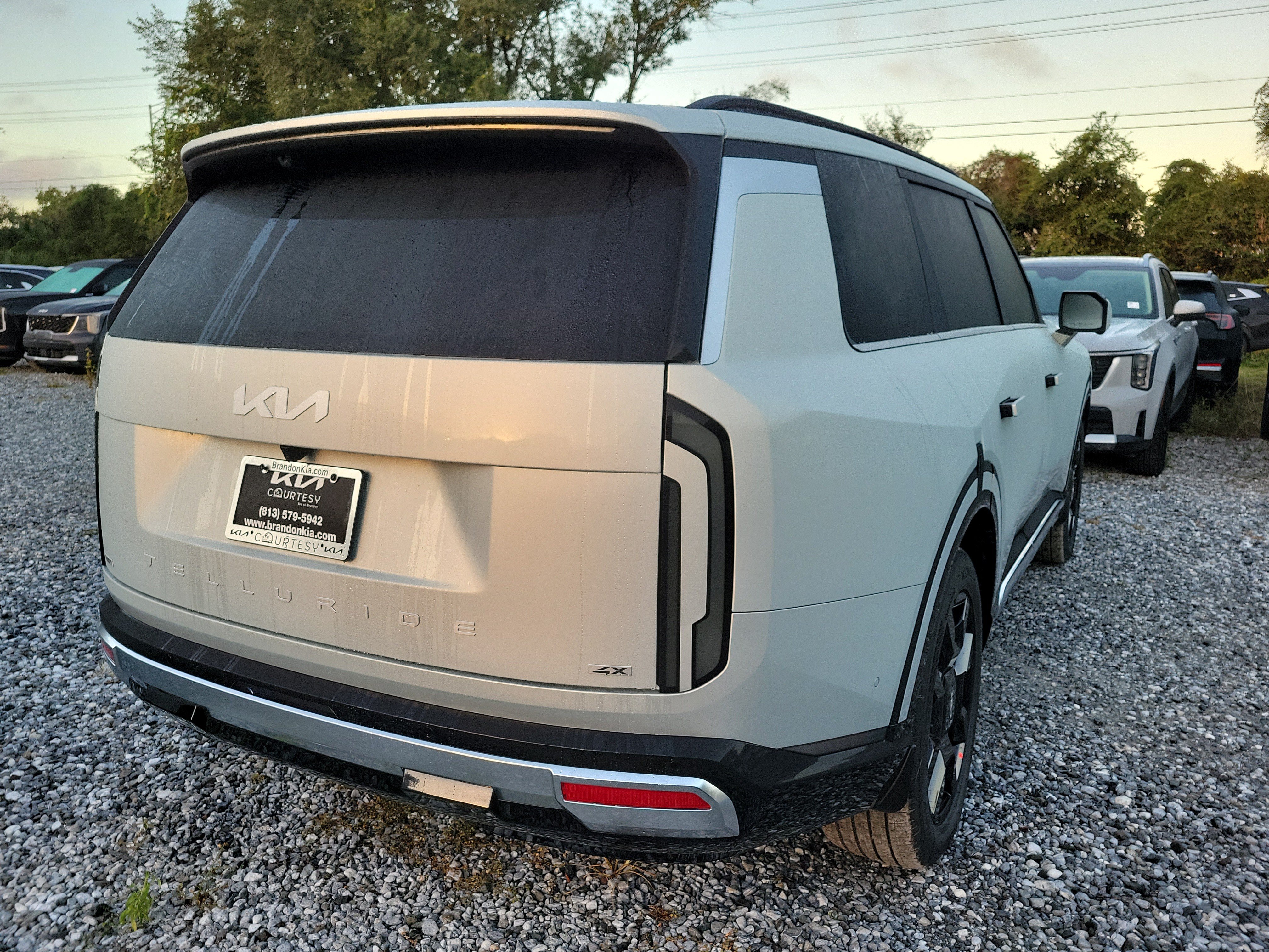 New 2027 Kia Telluride SX Prestige w/ Towing Package AWD/4WD image 3