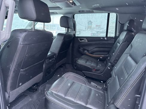 Used 2020 GMC Yukon XL Denali w/ Open Road Package image 9