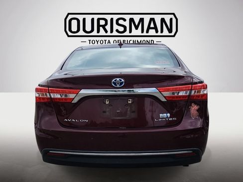 Used 2014 Toyota Avalon Limited w/ Technology Package FWD image 6