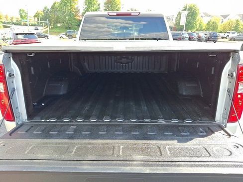 Used 2022 Chevrolet Silverado 3500 W/T image 32