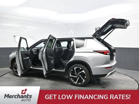 Used 2024 Mitsubishi Outlander SE AWD/4WD image 47