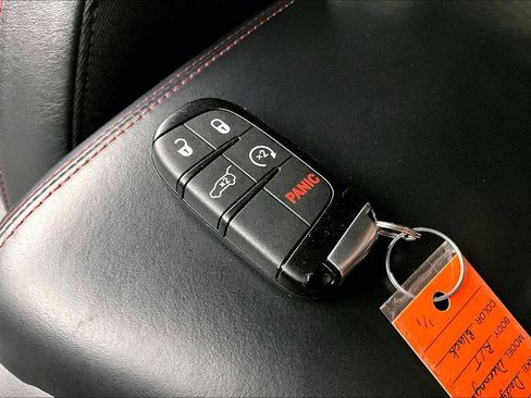 Used 2024 Dodge Durango R/T AWD/4WD image 12