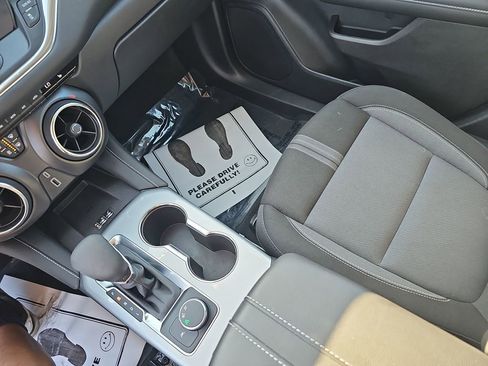 Used 2024 Chevrolet Blazer LT w/ Convenience Package FWD image 29