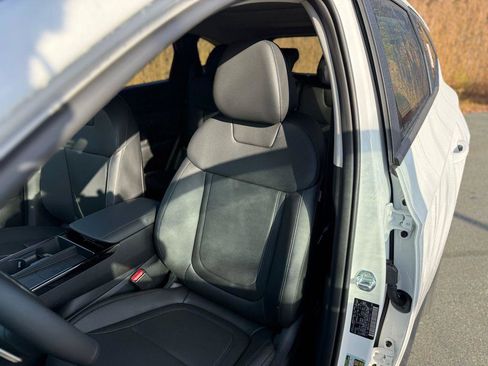 New 2025 Hyundai Tucson SEL image 10