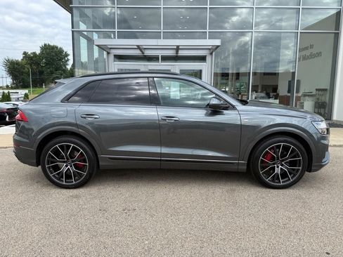 Used 2023 Audi Q8 Prestige w/ Prestige Package AWD/4WD image 2
