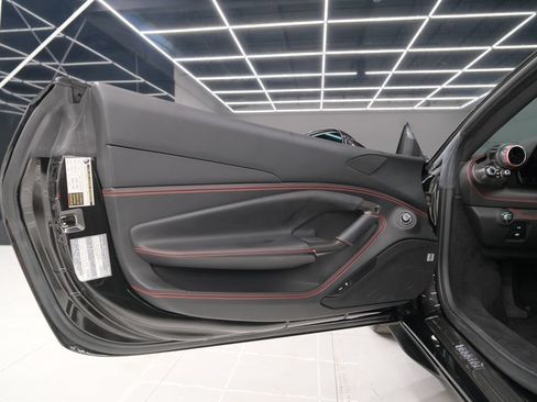 Used 2022 Ferrari F8 Tributo RWD image 50