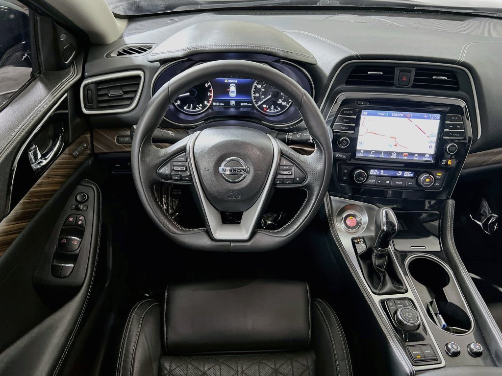 Used 2016 Nissan Maxima Platinum w/ Interior Lighting Package FWD image 21