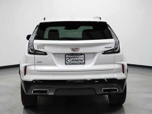 Used 2024 Cadillac XT4 Sport image 7