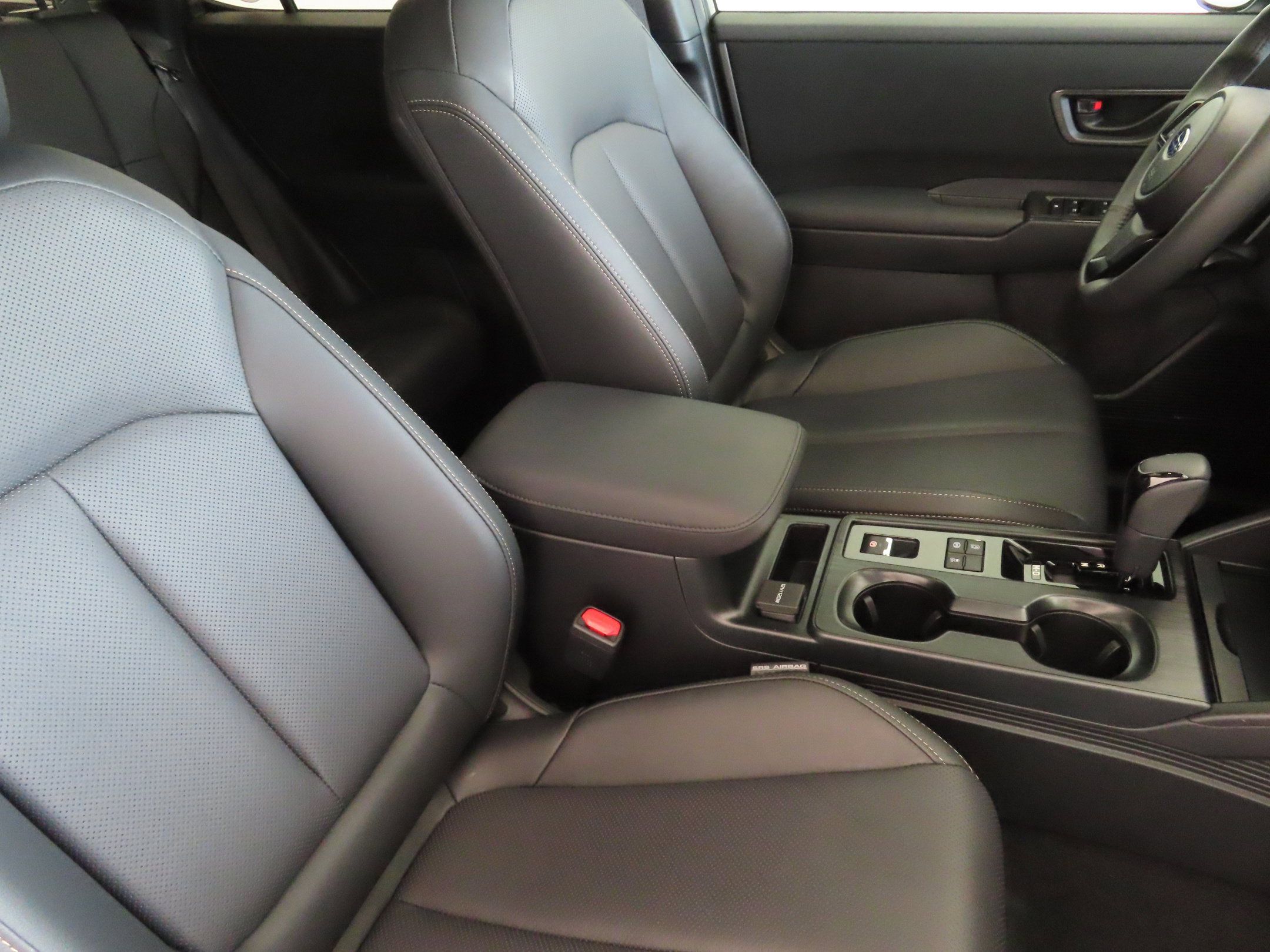 Used 2026 Subaru Outback Limited AWD/4WD image 27