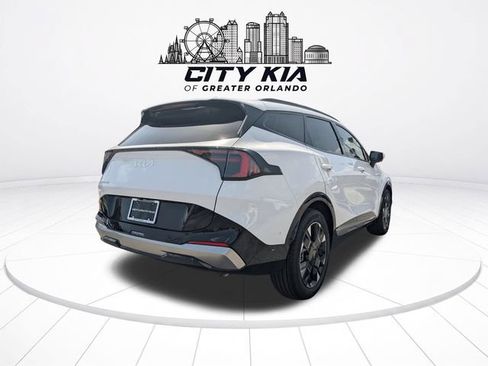 Certified 2026 Kia Sportage SX FWD image 5